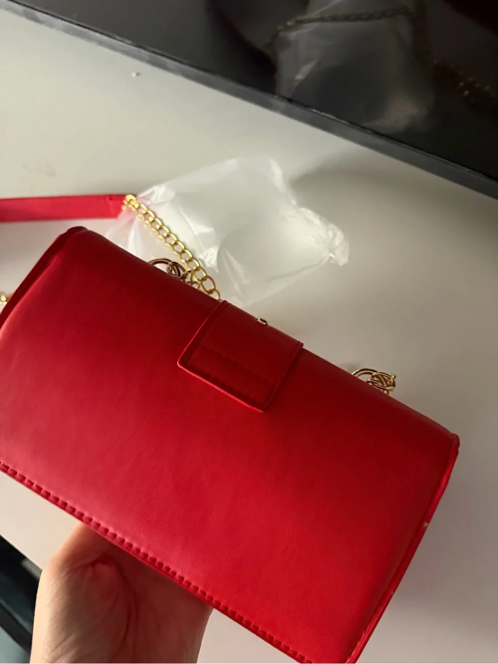 Red Women's Chain Shoulder Bag with Gold Bird Accent